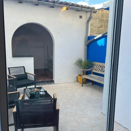 Petite Majorelle Apartment